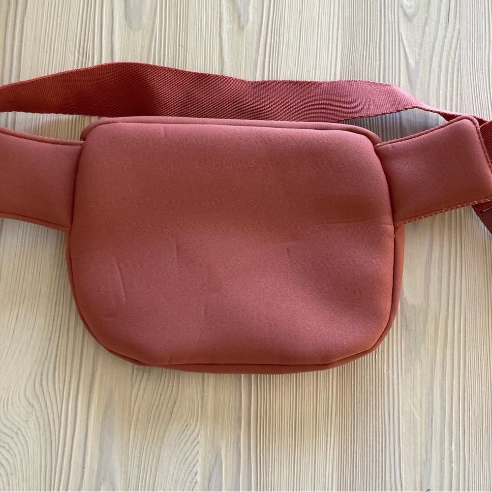 Neoprene Belt Bag - Picture 4 of 6